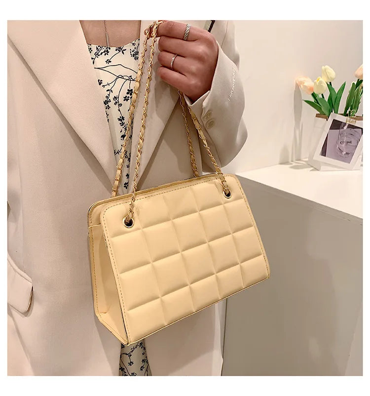2025 Lychee Pattern Large Shoulder Handbag