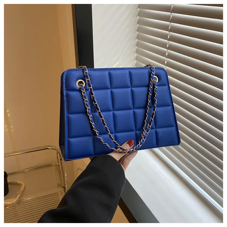 2025 Lychee Pattern Large Shoulder Handbag